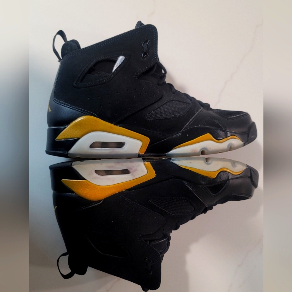 Air Jordan Size 12 Black & Gold